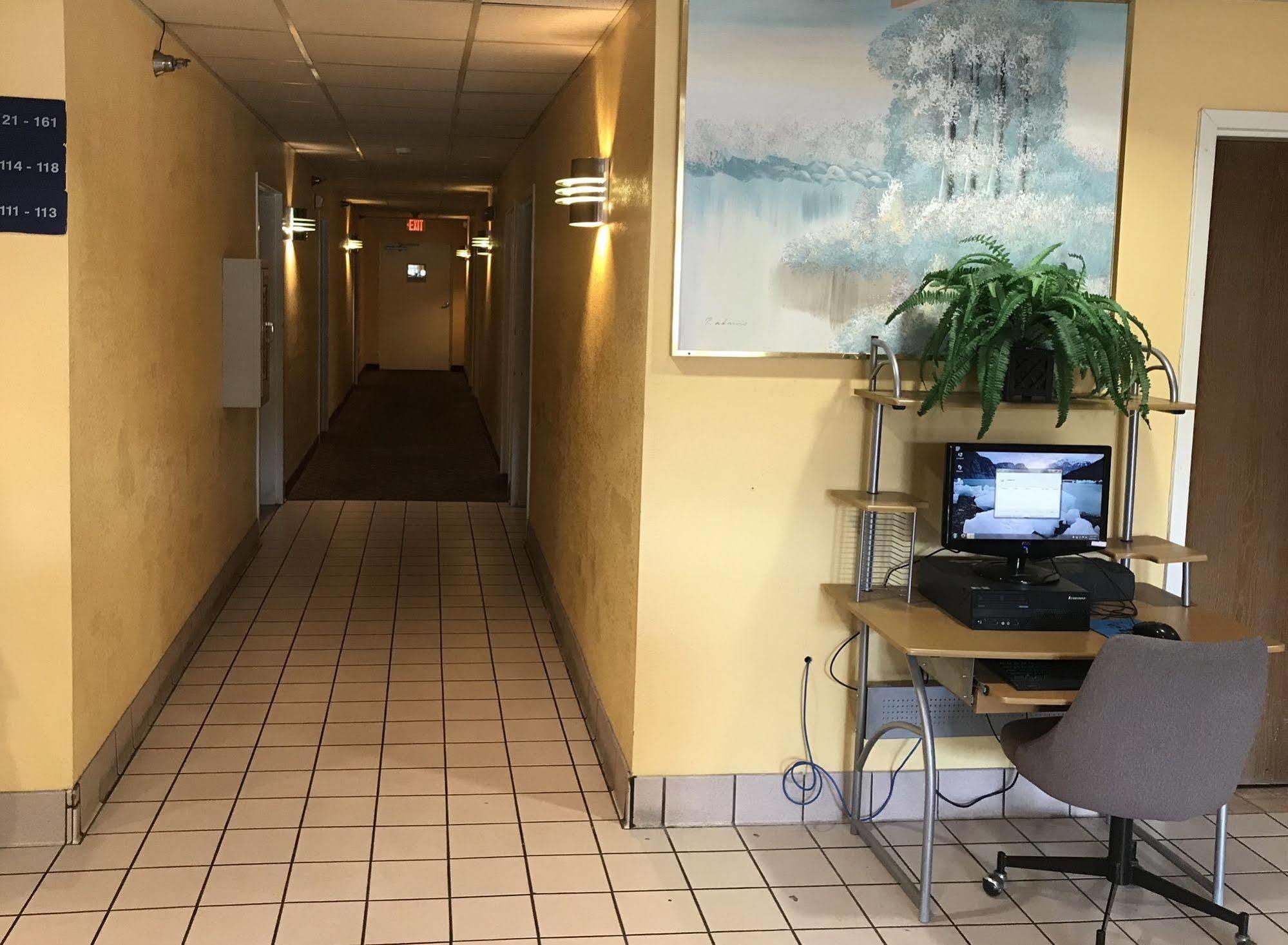 Best Western Buffalo Inn & Suites Уильямсвилл Экстерьер фото